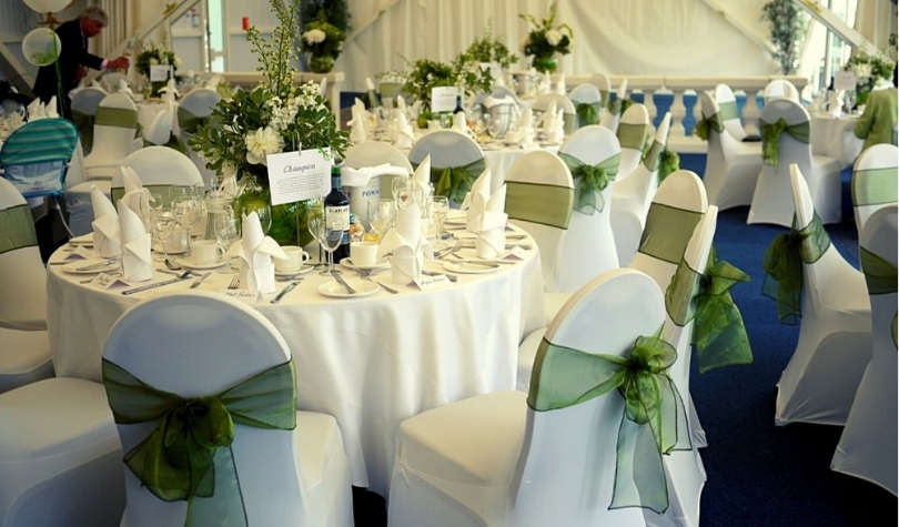 Enrich Your Hospitality with Table Linens Enrich Your Hospitality with Table Linens